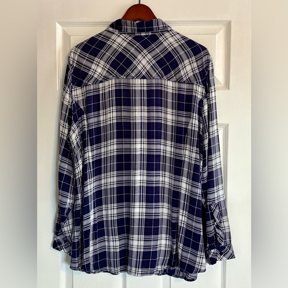 Torrid Navy & White Plaid Challis Camp Button Down Shirt With Collar Size 2X - Picture 5 of 12